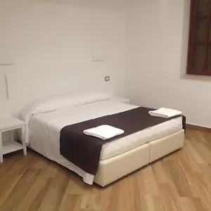 Otel Il Pirata, Cinisi